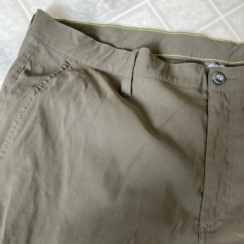 Eddie Bauer Men's Water Repellent UPF 50+ Stretch Tech Pants Tan size 40 X 30‎